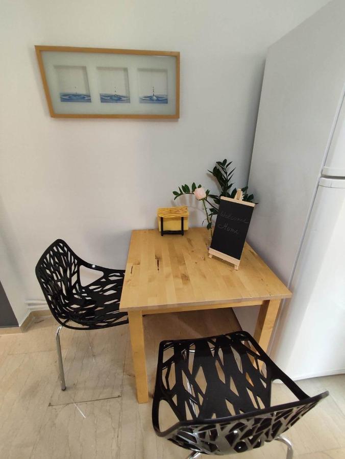 סלוניקי Haris Modern Apt. Near The Sea מראה חיצוני תמונה