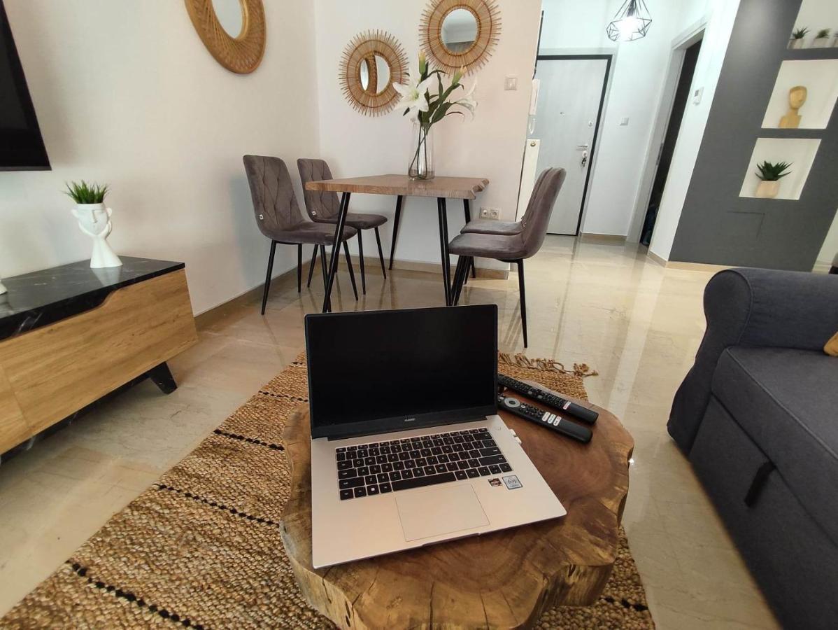 סלוניקי Haris Modern Apt. Near The Sea מראה חיצוני תמונה